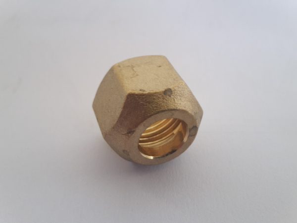 Prevlečná matica M16x1,5[:]